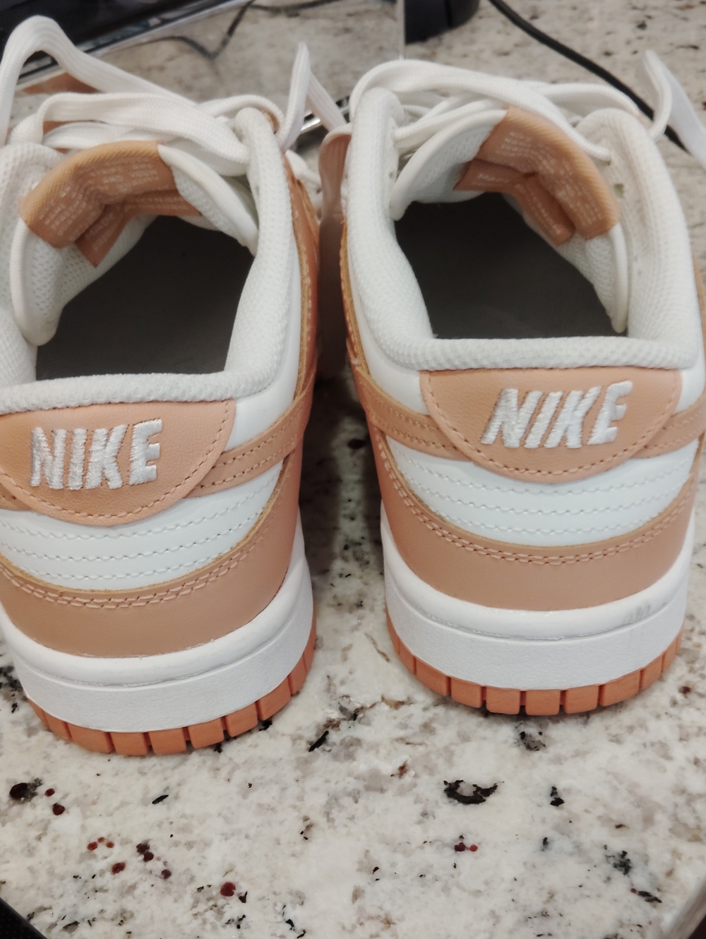 Nike Women's Dunks In Rose Pink And White .the Condition Is   Excellent 👌👍